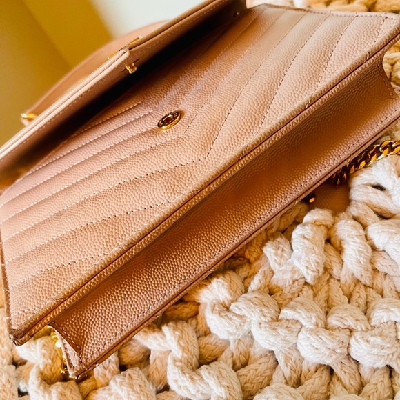 YSL leather mini crossbody -Monogramme PINK 🎀 - Picture 8 of 11